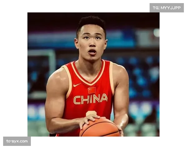 贺希宁休赛期赴美特训效果显著,抗干扰投篮能力大幅提升